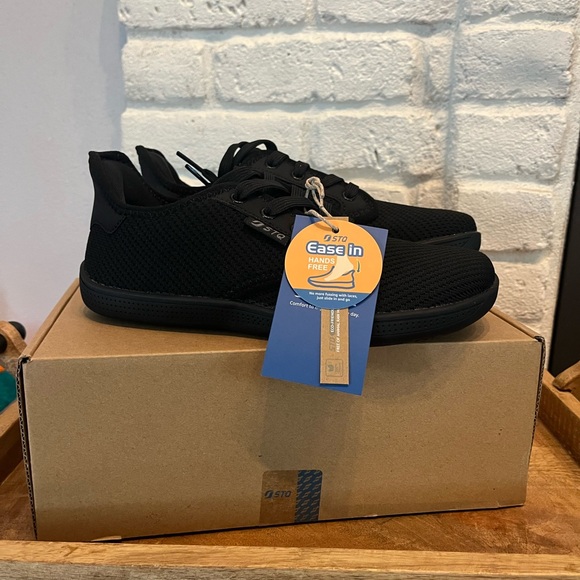 Women's Wide Toe Box Minimalist Barefoot Shoes + Zero Drop Sole, 6W, New in Box - Picture 1 of 9